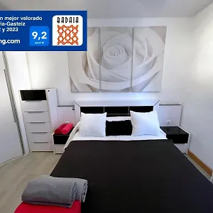 https://a-las-puertas-de-la-catedral-90m2-con-garaje.sansebastianhotels.net
